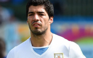 Stoichkov lo ngại: Suarez có cắn người khi về Barca?