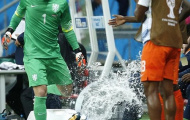 Cillessen thành người thừa sau màn trình diễn của Tim Krul?