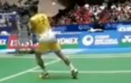 Video: Đôi chân siêu linh hoạt của Lee Chong Wei