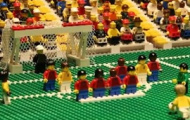 Video: Tái hiện trận Brazil – Colombia với gạch Lego