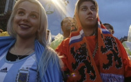 Fan Argentina nhảy múa ăn mừng chiến thắng trên biển