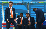 Mehmet Scholl chỉ trích gay gắt chiến thuật của Van Gaal