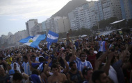 100.000 CĐV Argentina đổ về Brazil đón chức vô địch