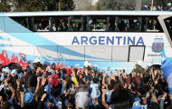 Biển người chào đón Argentina trở về từ World Cup