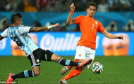 Janmaat sang Anh, Arsenal đón tân binh xịn