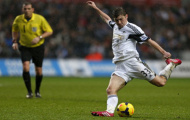 Swansea từ chối đề nghị 8 triệu bảng dành cho Davies của Liverpool