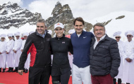 Federer & Lindsey Vonn đánh tennis trên dãy An-pơ
