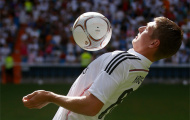 Toni Kroos: 'Real xếp trên Bayern một bậc'