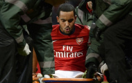 Arsenal mất Theo Walcott đầu mùa giải