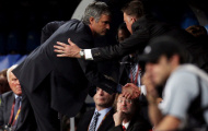 Jose Mourinho: Tôi và Van Gaal đều là những HLV vĩ đại