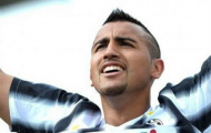 Man Utd thưởng thêm Vidal 3 triệu bảng/năm nếu đến Old Trafford