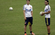 James Rodriguez mời mọc Falcao đến Real