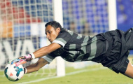 Video: Keylor Navas tập luyện khiến người xem phải chóng mặt