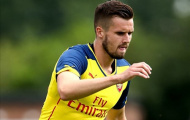 Arsenal chuẩn bị bán hậu vệ trẻ Jenkinson cho Hull