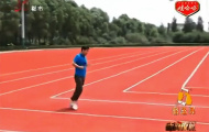Đường chạy điền kinh hình chữ nhật ở Trung Quốc gây sốt trên mạng