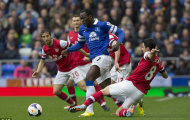 Chelsea bán đứt Lukaku, Torres rộng cửa ở lại