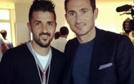 Frank Lampard được đồng đội mới David Villa chào đón
