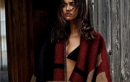 Siêu mẫu Irina Shayk đẹp lạ trong phong cách thổ dân