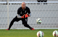 Milan muốn đưa Pepe Reina về San Siro