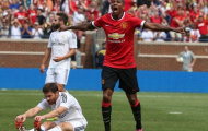 Fan M.U đòi giữ Ashley Young ở lại sau chuyến du đấu