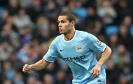 Phil Neville thấy mừng vì Jack Rodwell đã thoát được Man City