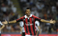 Đồng ý giảm lương, Robinho sắp đầu quân cho Santos