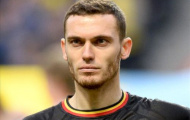 Arsene Wenger không muốn bán Vermaelen cho Man United