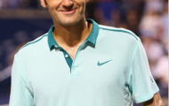 Federer mừng sinh nhật sau trận thắng nhọc nhằn