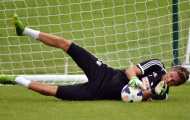 Monaco mượn thành công thủ môn Stekelenburg