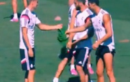 Video: James và Kroos khiến dàn sao Real 'lác' mắt