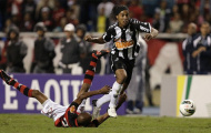 Ronaldinho đối diện tương lai bất định
