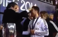 Video: Chủ tịch Platini 'đòi tặng' Ronaldo huy chương thứ hai