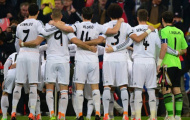 Chết cười với trò ăn gian chiều cao của Ronaldo