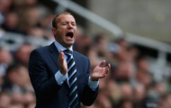 Alan Shearer: 'Các cầu thủ trẻ không tương xứng với mức lương'