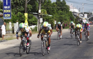 Chặng 4 giải xe đạp Đồng bằng sông Cửu Long 2014: Áo vàng lại rút thắng trước tốp đông