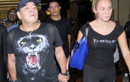 Maradona 'đòi quà' bạn gái cũ