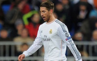 Ramos thoát thẻ đỏ sau pha đấm vào mặt Mandzukic