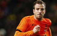 Van der Vaart và Van der Wiel trở lại đội tuyển Hà Lan