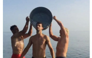 Chiêu từ thiện 'độc' của Djokovic, Dimitrov làm khó Sharapova