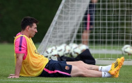 Messi sẽ cô đơn trong trận mở màn của Barca
