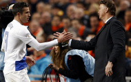 Áp lực đè nặng HLV Van Gaal