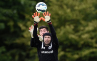 Thibaut Courtois đang gián tiếp đẩy Petr Cech rời Chelsea?