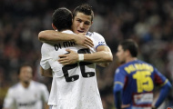 Tiết lộ: Chính Ronaldo khuyên Di Maria đến M.U