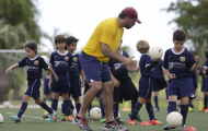 Barca tung chiêu tiếp thị 'độc' trên xứ cờ hoa