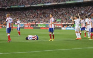 Atletico Madrid làm ngơ, Ronaldo thoát án phạt đấm người