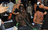 Ngựa chứng Balotelli quyết không sống gần Gerrard