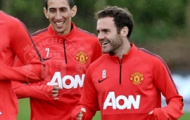 Di Maria theo sát Mata trong buổi tập đầu tiên tại M.U