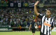 'Đại gia' Ấn Độ xác nhận muốn chiêu mộ Ronaldinho