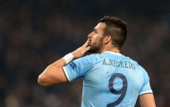 CLB Valencia hy vọng có tiền đạo Negredo vào giờ chót