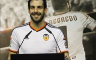 “Cá mập” Negredo ra mắt hoành tráng tại sân Mestalla